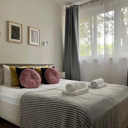 Modern & Cozy Flat - Near To Wawel Castle Leilighet Krasków Eksteriør bilde