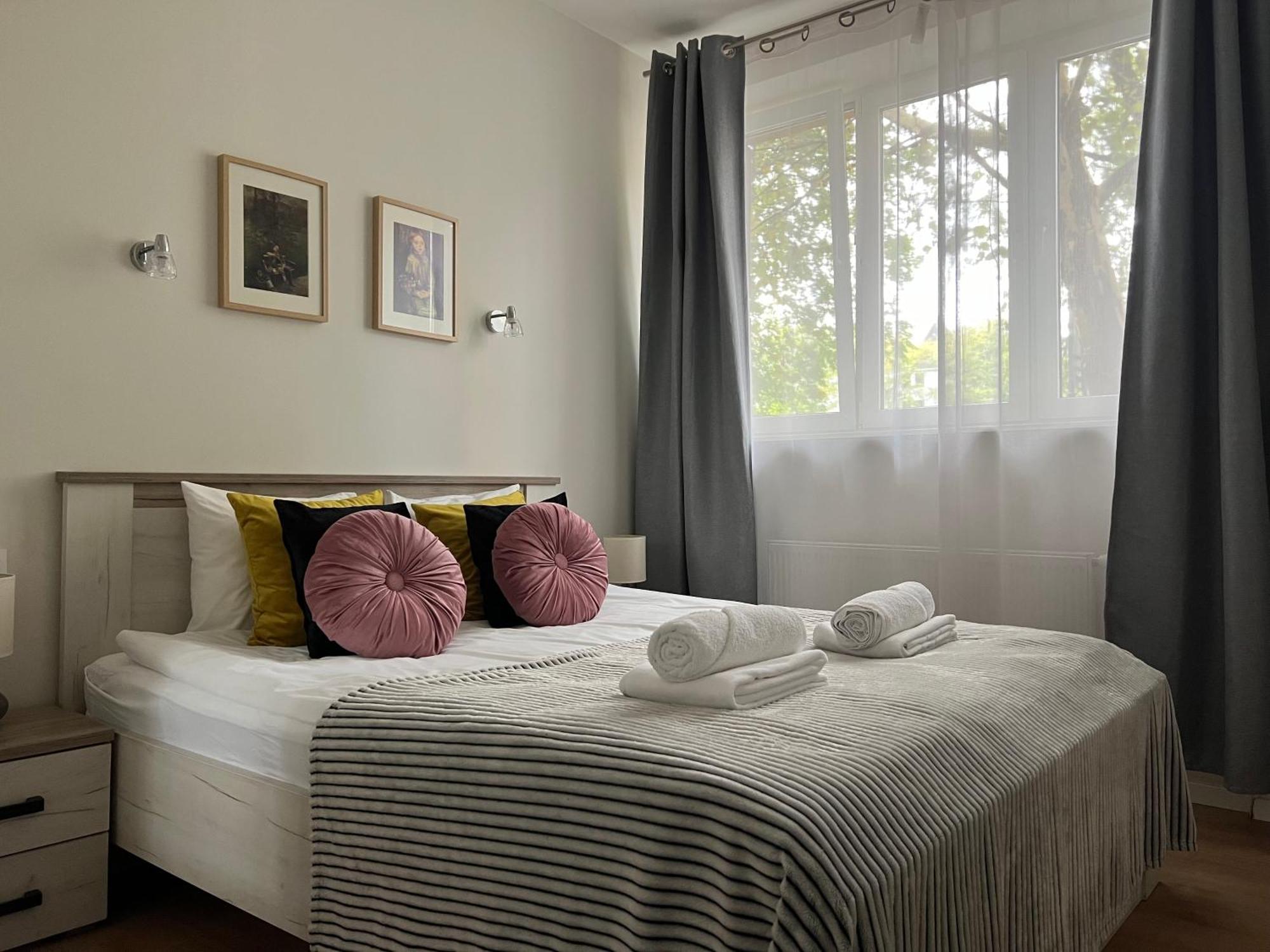 Modern & Cozy Flat - Near To Wawel Castle Leilighet Krasków Eksteriør bilde